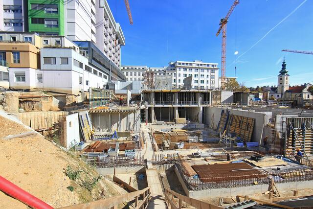 Ein Projekt, an dem überwiegend steirische Unternehmen mitgearbeitet haben, ist etwa der Grazer Chirurgie-Neubau. | Foto: Fotostudio Pachernegg
