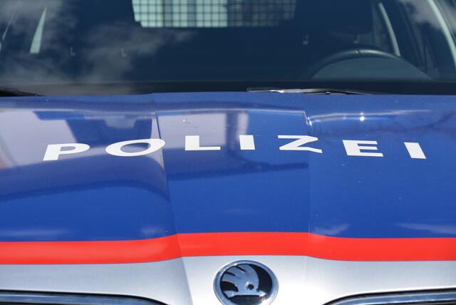 Durch seinen verlorenen Führerschein konnte ein Lenker nach Fahrerflucht ausgeforscht werden. (Symbolbild) | Foto: RegionalMedien Salzburg