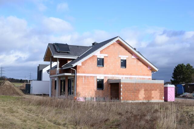 Um der Baubranche unter die Arme zu greifen, sollen Finanzierungserleichterungen und Boni bis 100.000 Euro gewährt werden, wenn es nach WKÖ und der Gewerkschaft Bau-Holz geht. | Foto: Vobelima/PantherMedia