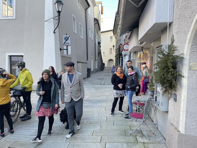 Fußgänger und Radfahrer statt Durchzugsverkehr. | Foto: RegionalMedien Salzburg / Redaktion Tennengau