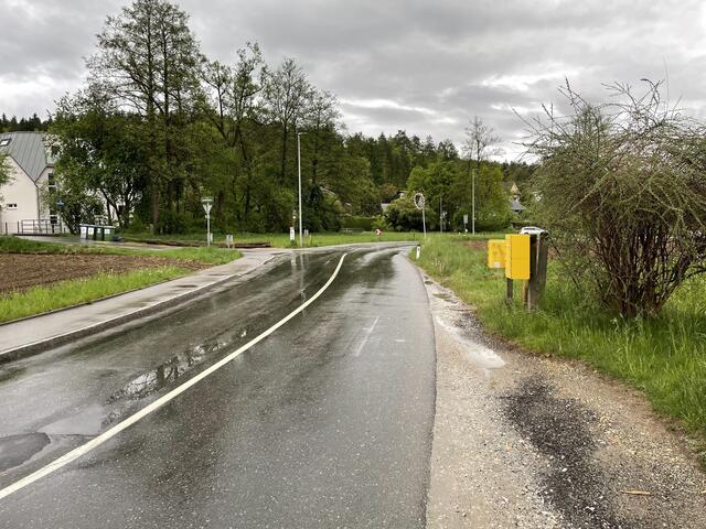 Um den Riesern auch während Schlechtwetters die An- und Abreise zu erleichtern, möchte die Grazer FPÖ vier Haltestellen im Bezirk überdacht sehen. 
 | Foto: KK