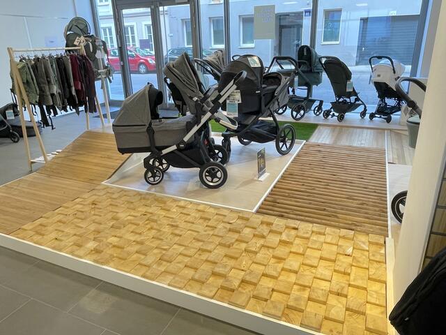 Im Fachgeschäft "MiniMotion" gibt es nach eigener Aussage die längste Teststrecke für Kinderwägen in Österreich. | Foto: Michael J. Payer
