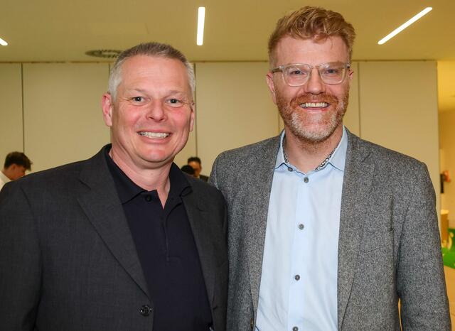 Standortleiter Harald Böhm mit Bürgermeister Harald Bergmann. | Foto: Ripu
