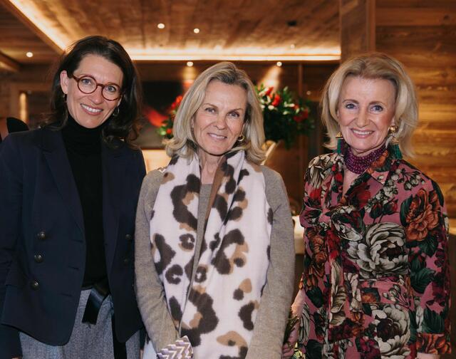 Von links nach rechts: Julia Moretti, Andrea L´ Arronge und Elisabeth Gürtler  | Foto: Tina Weiler