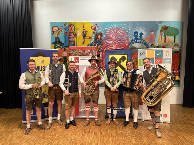 Die „Original Schartner Tanzlmusi“ war eine der neun Ensemble beim musikalischen Bezirkswettbewerb. | Foto: G. Enzelsberger