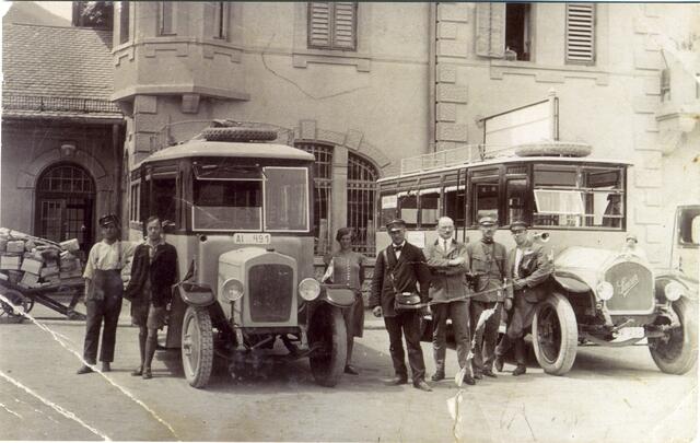 1. Autobusverkehr am Spittaler Bahnhof in den 1920er-Jahren. | Foto: Privat