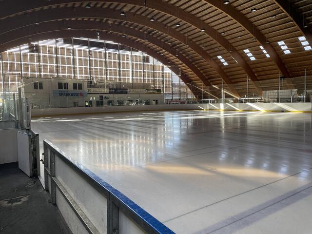 Die Stadthalle Althofen ist Heimat des 1. EHC Althofen und wurde in den letzten Jahren immer wieder erweitert. | Foto: RegionalMedien