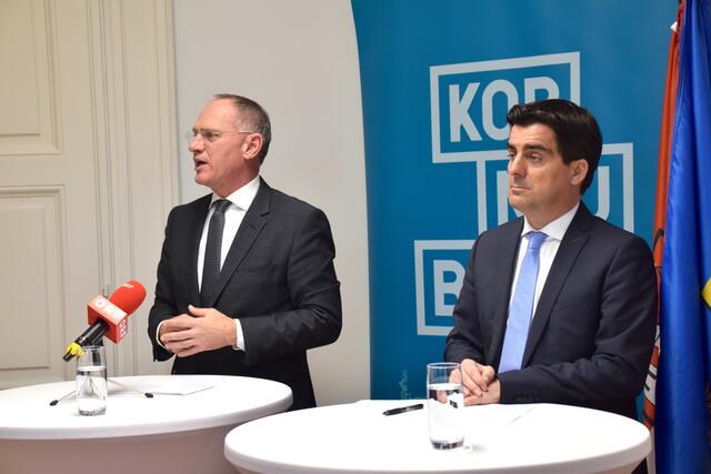 Innenminister Gerhard Karner und Bürgermeister Christian Gepp bei der gemeinsamen Pressekonferenz.