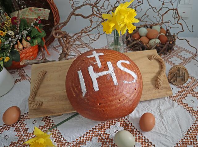Das Osterbrot gehört einfach zum Fest dazu – und mittlerweile auch zum zweiten Mal der Osterbrot-Award.  | Foto: RegionalMedien
