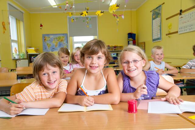 Die Anmeldung bei den weiterführenden Schulen steht an.  | Foto: (Symbolfoto) Adobe Stock/robertmandel138