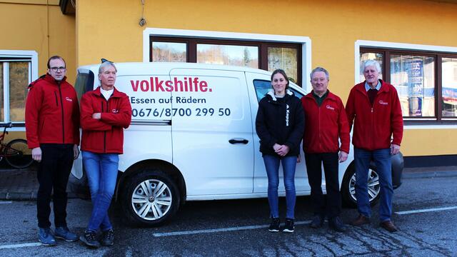 Günther von Unterrichter, Willi Sklensky, Sabine Rohrböck-Hellmuth, Sepp Gnant und Franz Tüchler. (v.l) | Foto: Volkshilfe