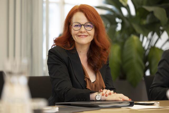 LRin Hagele: „Ziel des EU-Projektes ist es, das Gesundheitswesen nachhaltig zu stärken und dieses auf die klimabedingten Herausforderungen der Zukunft bestmöglich vorzubereiten.“ | Foto: © Land Tirol/DieFotografen