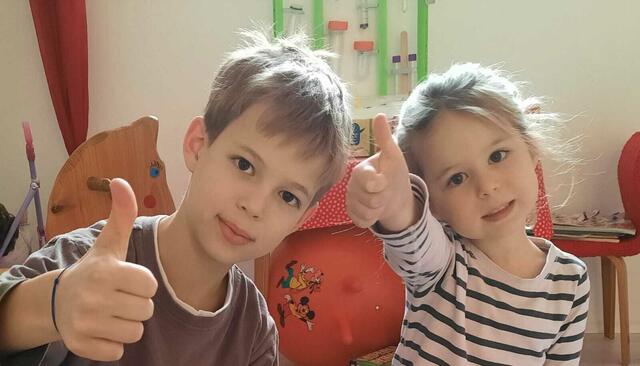 Die Offensive für eine bessere Vereinbarkeit von Familie und Beruf findet auch das Geschwisterpaar Jonas und Marie toll. | Foto: Hahn