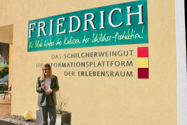 Weinkönigin Sophie Friedrich ist stolz auf die Vinaria-Trophy 2024.  | Foto: Löschnig