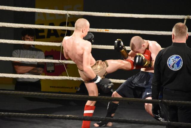 MAXSTRENGTH MMA Schienbeinschoner – Elastischer Schutz Für Kickboxen, Boxen & Kampfsport