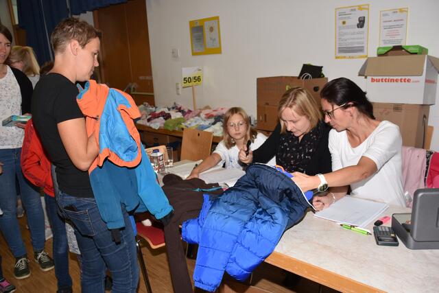 Tauschbsar in Pabneukirchen. Eine Initiative der Spiegel-Gruppe Pabneukirchen.  | Foto: Zinterhof