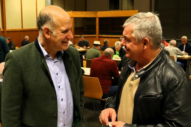 Auch Hausherr Bürgermeister Karl Bohnstingl (re) machte mit