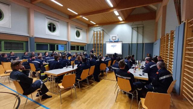 Volles Haus in Mittergrabern bei der Winterschulung. | Foto: arbes
