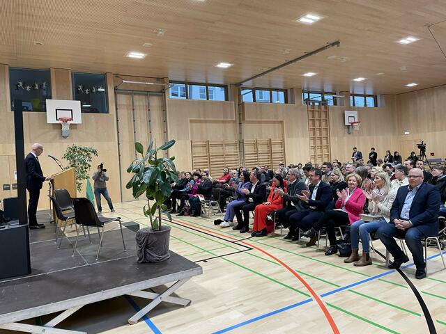 Beim Tag der offenen Tür wurden der Neubau sowie die Sanierung präsentiert. | Foto: Strauß/Stadtgemeinde Bischofshofen
