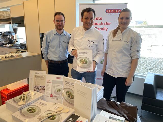 JRE Haubenkoch Markus Rath und sein Team werden die Gäste im Marktcafé verwöhnen. | Foto: B. Gady