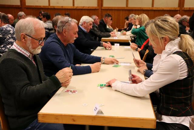 Damen und Herren schnapsten in derselben Wertung