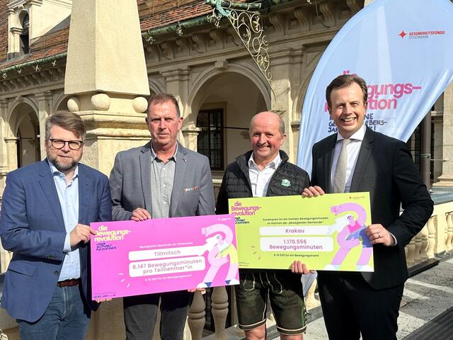 SP-Klubobmann Hannes Schwarz, Walter Novak (Bürgermeister Tillmitsch), Gerhard Stolz (Bürgermeister Krakau), VP-Landesrat Karlheinz Kornhäusl (v.l.) | Foto: Christina Koppelhuber