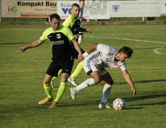 „Die Vorbereitung für die Frühjahrssaison passte soweit. Wir sind frohes Mutes erfolgreich in die Saison starten zu können“, so SC Neudörfl-Neo-Trainer Peter Benes, der am Samstag, 15.00 Uhr, bei seinem Debüt FSG Oberpetersdorf/Schwarzenbach empfängt.  | Foto: Johann Taschner
