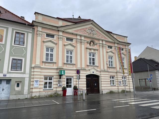 Das Reither-Haus ist das Herzogenburger Kultur-Zentrum. Hier soll eine Gruppe des Kindergartens hinziehen.  | Foto: Müller