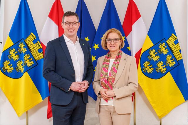 Michael Stellwag mit LH Johanna Mikl-Leitner. | Foto: Josef Bollwein