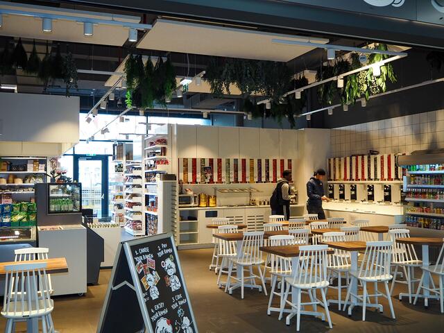 "Chi Chi Shop &amp; Eat" eröffnet im Vio Plaza im 12. Bezirk. | Foto: Anna Rauchecker