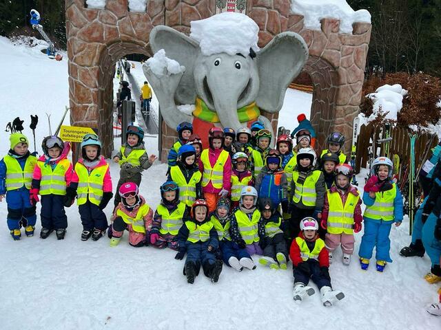 Mit Begeisterung waren vor allem die Kids am Werk.