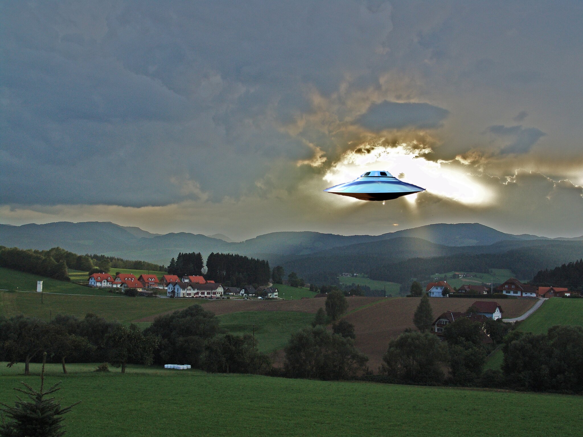 Gibt es Ufo's wirklich?: UFO-Alarm un Österreich - Favoriten