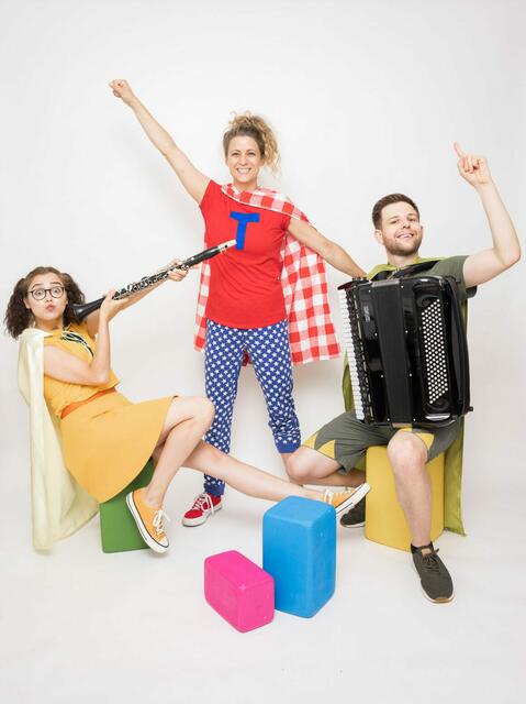 Turbo-Thilda (Esther Planton), Johanna Gossner und Damian Keller sprechen am 26. September vor allem junge Schülr an | Foto: KK