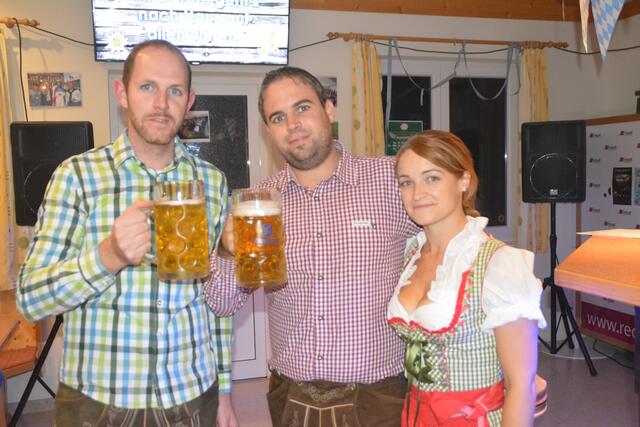 Eine Mass Bier durfte ebenfalls nicht fehlen
