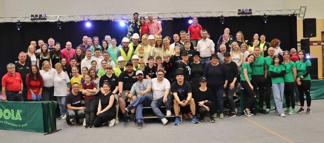 Mit einer Rekordbeteiligung ging die 3. Teamolympiade, organisiert von der SPÖ Kalsdorf, über die Bühne | Foto: Edith Ertl