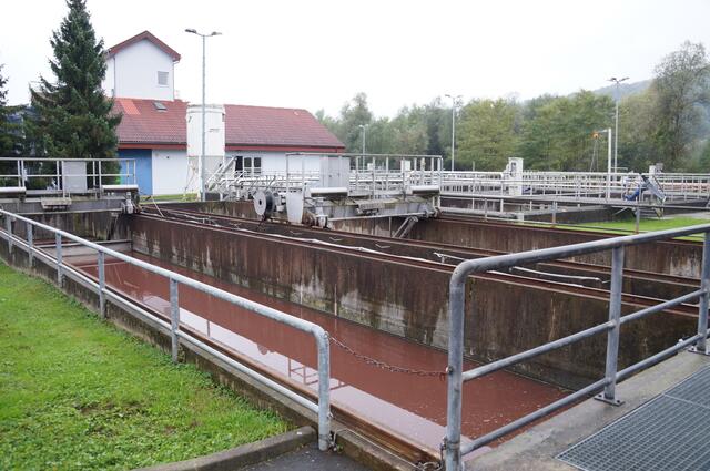 Die Bürgerversammlung rund um die Naturgasanlage und Klärschlammverwertung Straß soll Klarheit bringen und mit falschen Aussagen aufräumen.  | Foto: RMS
