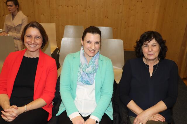 Andrea Landa, Anita Haimburger und Hildegard Jop | Foto: Christopher Polesnig