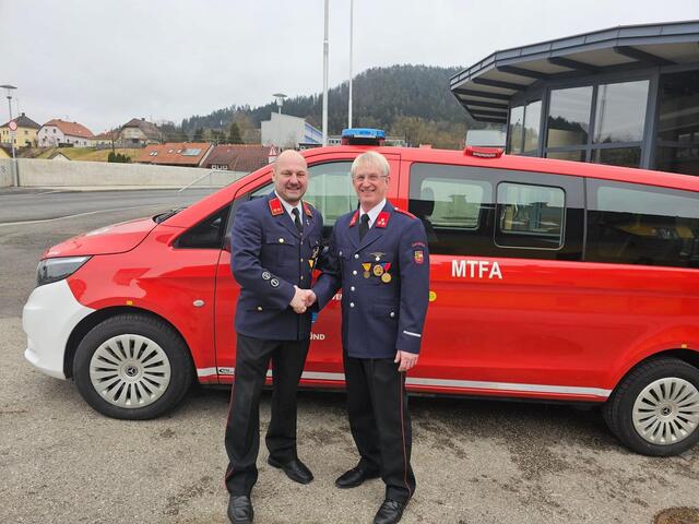 Martin Kaimbacher mit Bürgermeister Wolfgang Gallant (von links) | Foto: Georg Bachhiesl