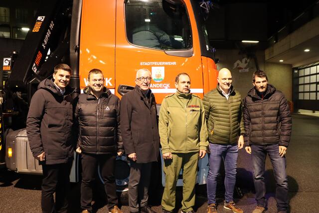 Das neue Wechselladerfahrzeug mit Kran wurde am 01. März in Empfang genommen. | Foto: Celina Leitner