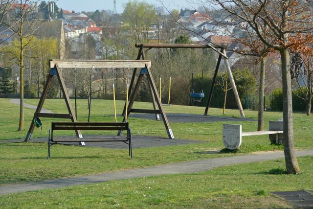 Der große Spielplatz in der Dr. Adolf Schärf-Straße soll wird nicht nur saniert sondern es werden auch einige Neuerungen geben. | Foto: dpi