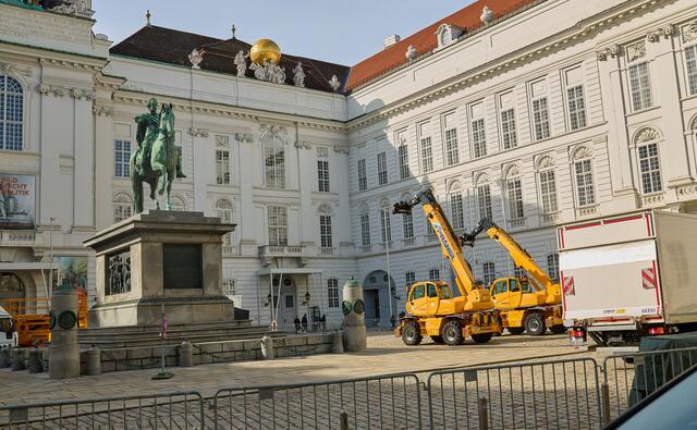 So sehen die Vorbereitungen für die Dreharbeiten in der Innenstadt aus. | Foto: Starpix / picturedesk.com