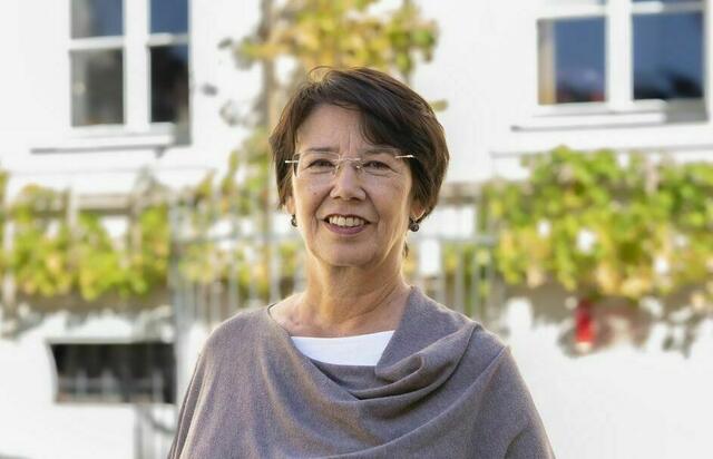 Selbst eingefleischten Einwohnerinnen und Einwohnern zeigt Nina Popp mit ihrem Buch ganz neue Seiten der Region auf. | Foto: H. Leitner