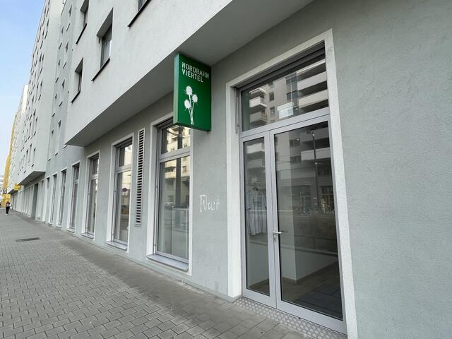Das Geschäftslokal der Nordbahnviertel Service GmbH in der Bruno-Marek-Allee. | Foto: Johannes Reiterits