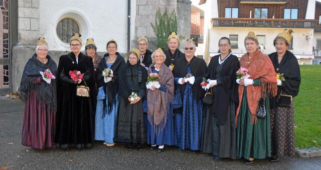 Goldhaubenfrauen Altmünster