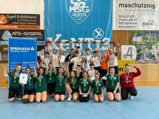 In der Bärnbacher Sporthalle fanden die heurigen Voitsberger Schulhandball-Bezirksmeisterschaften statt. | Foto: Schulbezirk Voitsberg