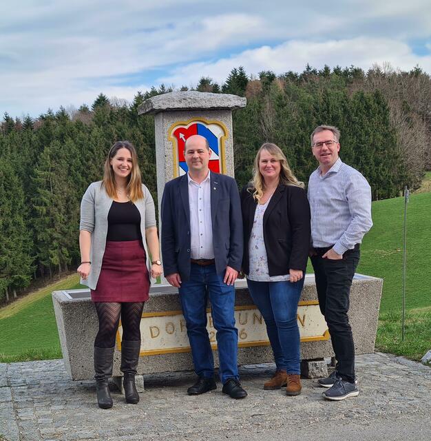 Fraktionsobfrau Melanie Wohlfarter, Andreas Stuhlberger, stellvertretende Fraktionsobfrau Manuela Gschwendner und Gemeinderatsvorstand Markus Perberschlager bei der Jahreshauptversammlung der SPÖ Maria Schmolln. | Foto: SPÖ Maria Schmolln