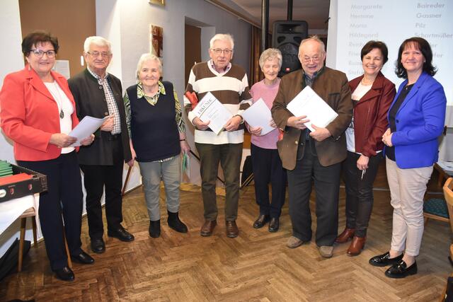 Jahreshauptversammlung des Seniorenbunds Pabneukirchen 2024. Ehrungen. | Foto: Zinterhof