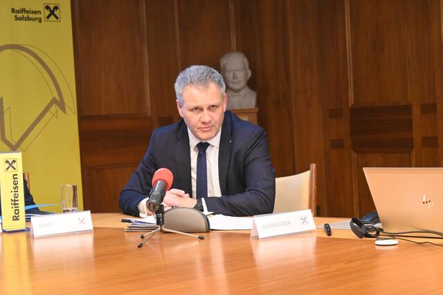 „Es ist aber anzumerken, dass sich der Trend auf Grund der erschwerten Leistbarkeit im Eigen-
tum bzw. Preissteigerung zur Mietwohnung hin entwickelt hat", sagt der GF RVS Immobilien Salzburg, Peter Mayr.  | Foto: Martin Schöndorfer, 2024
