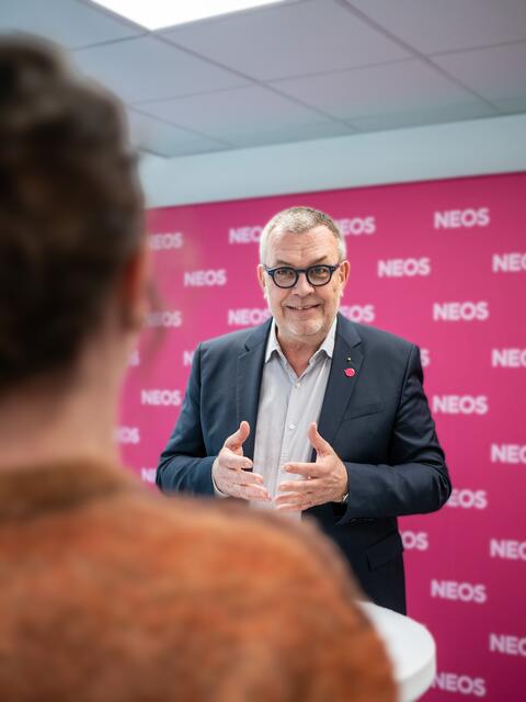 Neos OÖ-Landesgeschäftsführer Johannes Egger. | Foto: Neos OÖ