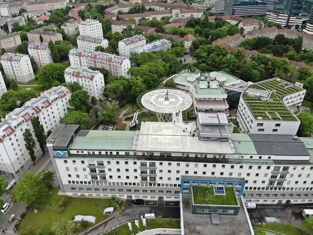 Der stationäre Betrieb wird von der Brigittenau vorübergehend ins Traumazentrum Meidlung und AKH Wien verlegt. Bis April bleibt man jedoch noch im Lorenz Böhler. | Foto: Flugpolizei/AUVA